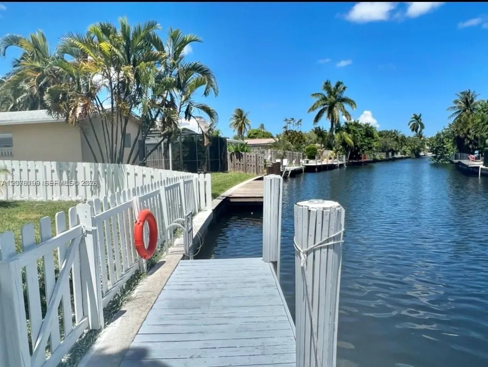 1980 NW 33rd Ct Oakland Park, FL 33309