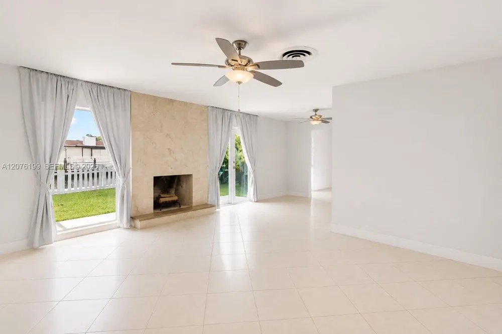 1980 NW 33rd Ct Oakland Park, FL 33309