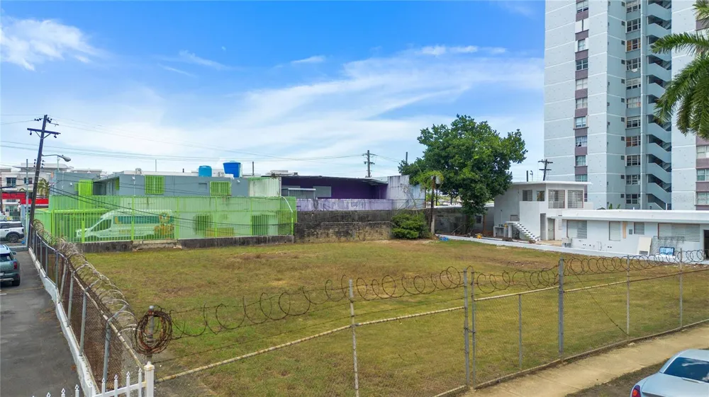 CALLE COSTA RICA #A-17 & A18 San Juan, PR 00917