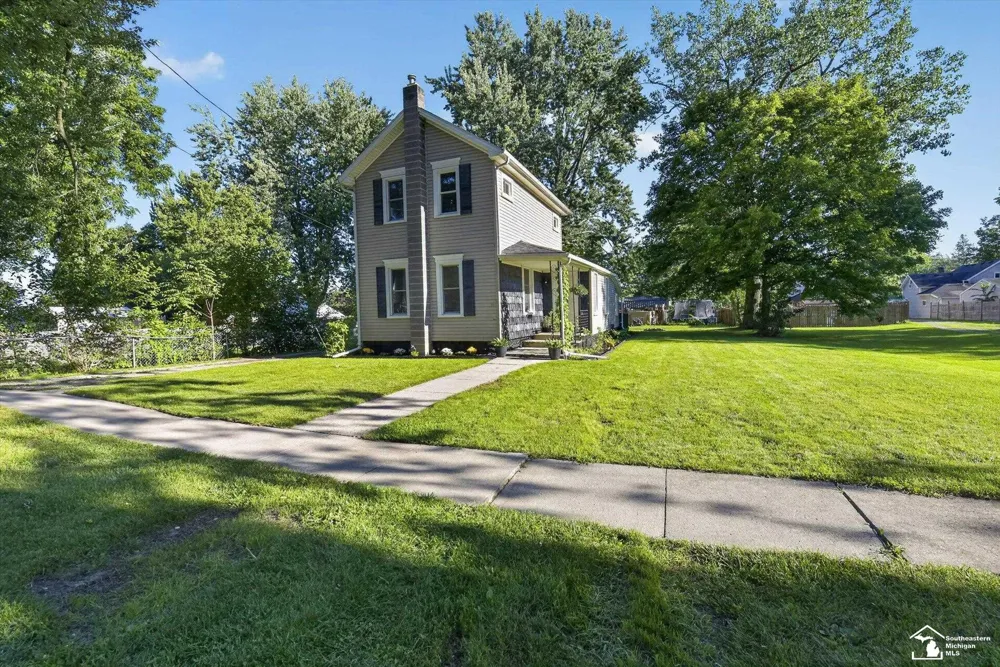 325 Hill Street Hudson City, MI 49247