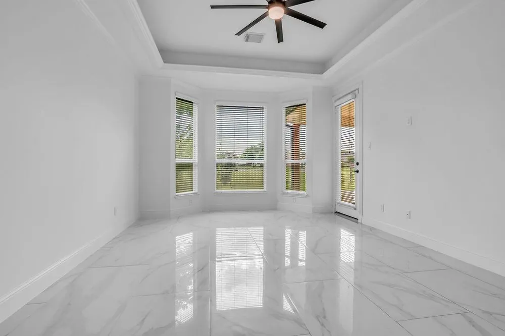 15 Winterhaven Lane Montgomery, TX 77356