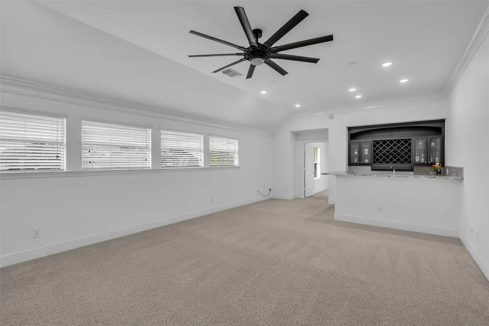 15 Winterhaven Lane Montgomery, TX 77356