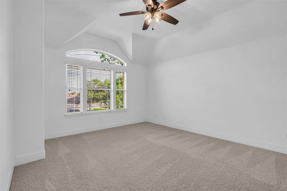 15 Winterhaven Lane Montgomery, TX 77356