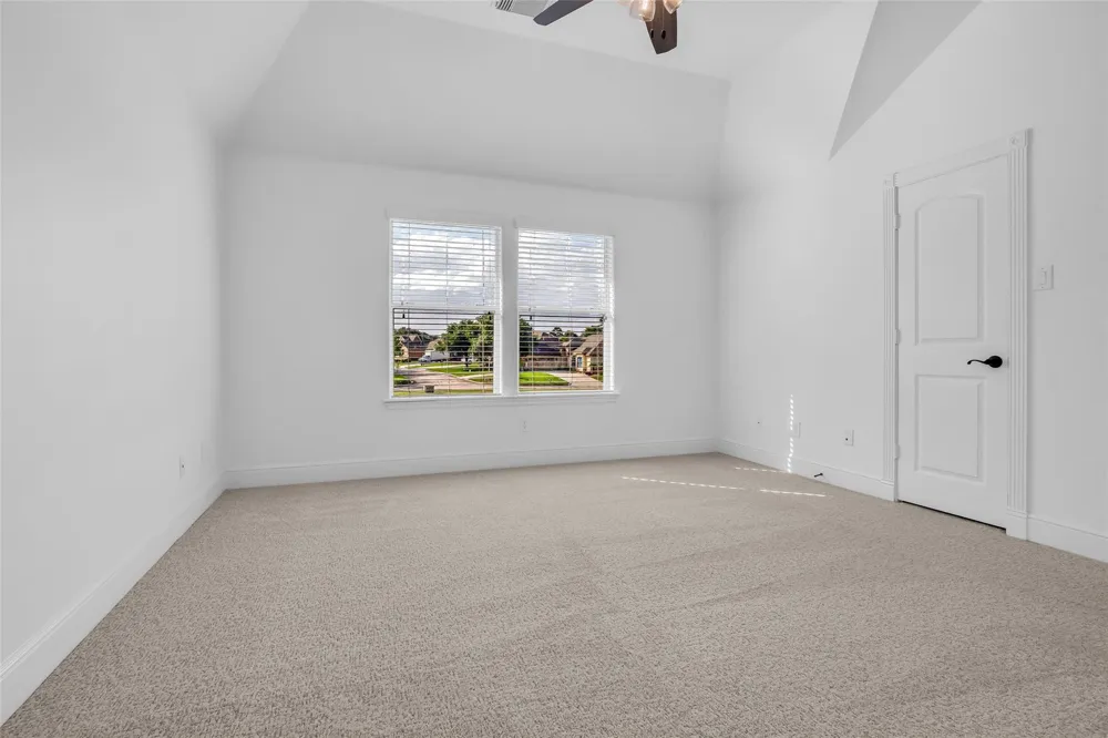 15 Winterhaven Lane Montgomery, TX 77356