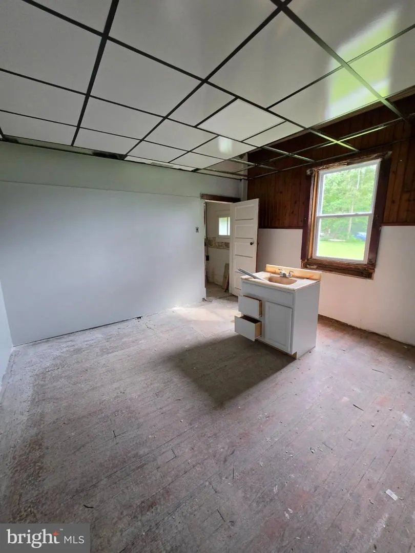 1703 FERGUSON VALLEY Mc Veytown, PA 17051