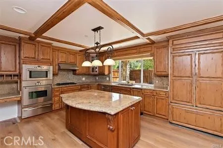 3512 Mesquite Drive Calabasas, CA 91302