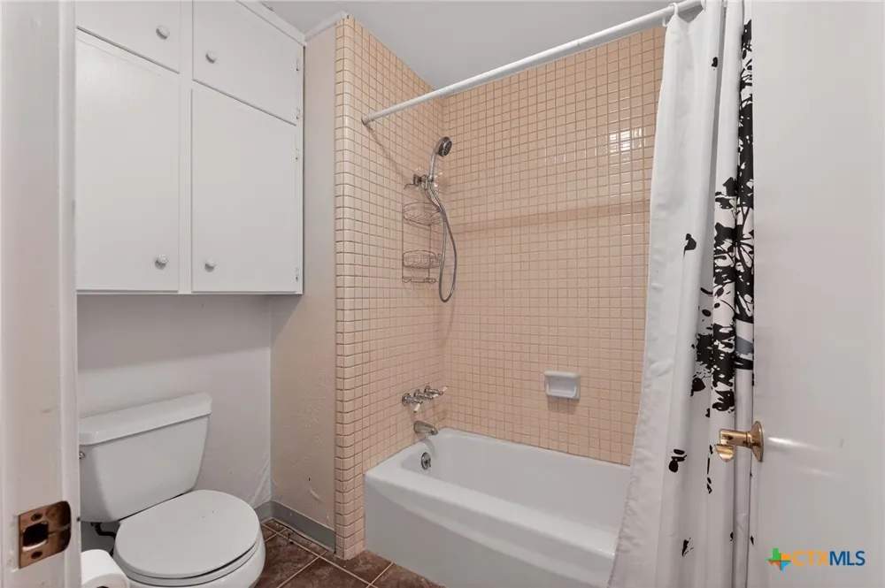 205 Lakewood Drive Gatesville, TX 76528