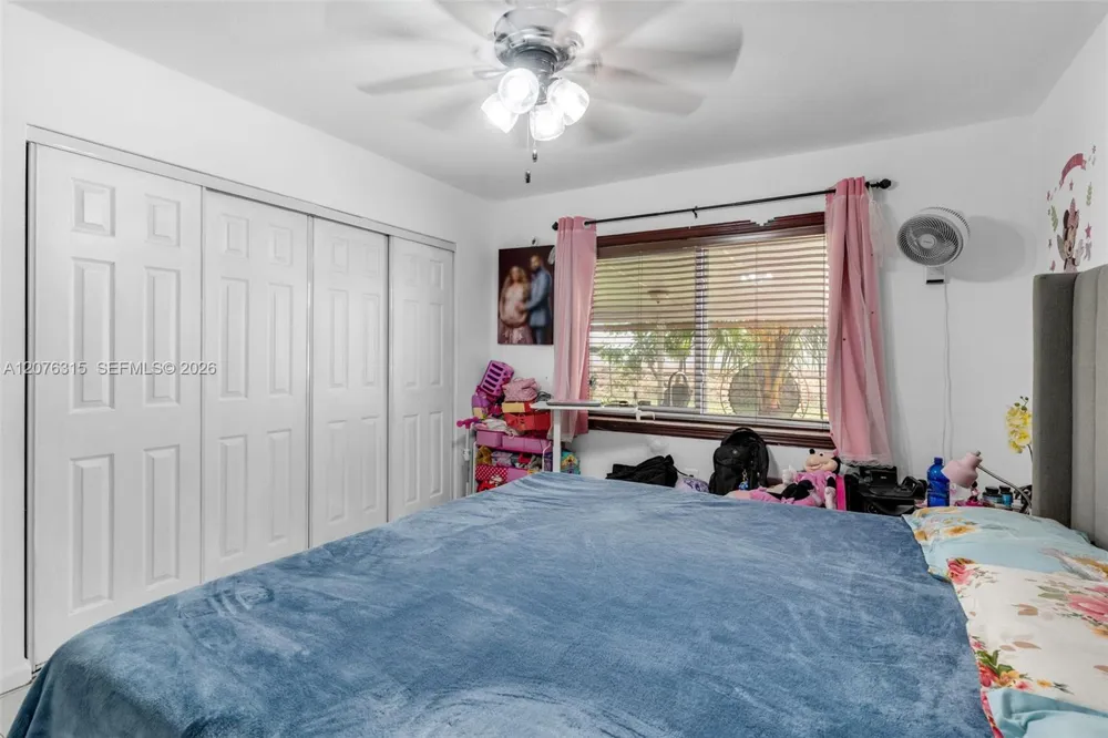 12202 SW 111th Ln Miami, FL 33186