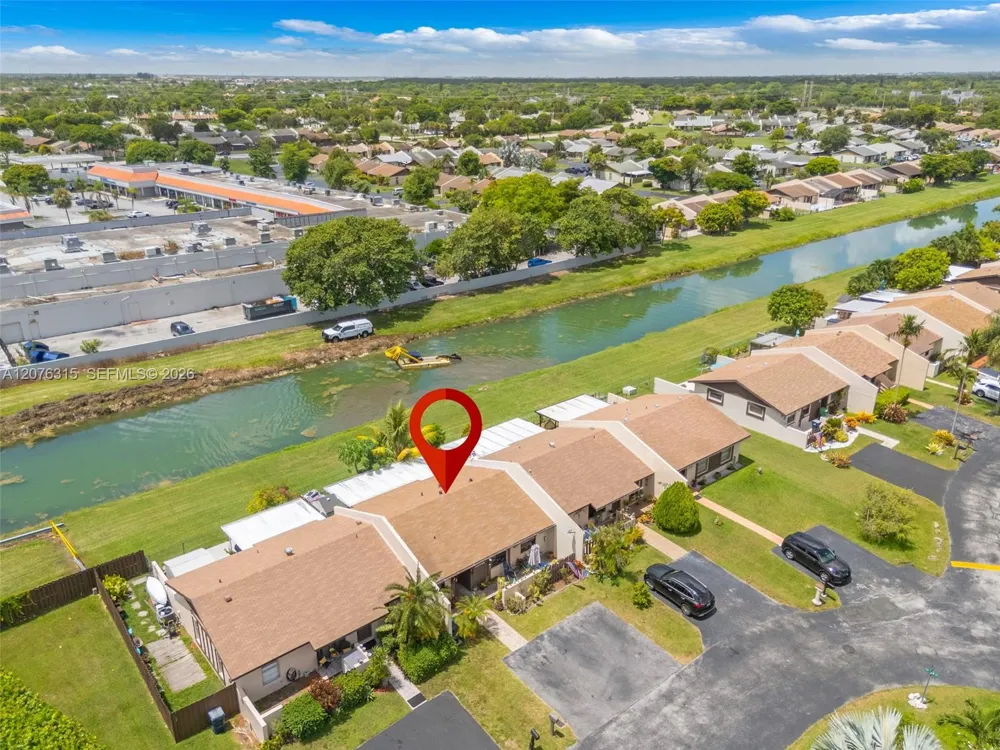 12202 SW 111th Ln Miami, FL 33186
