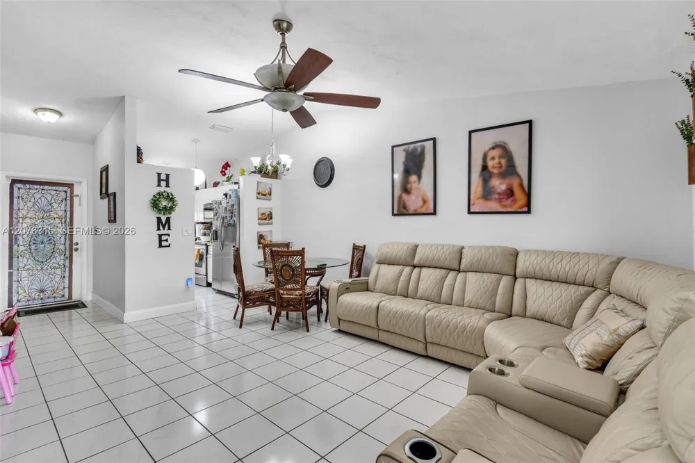 12202 SW 111th Ln Miami, FL 33186