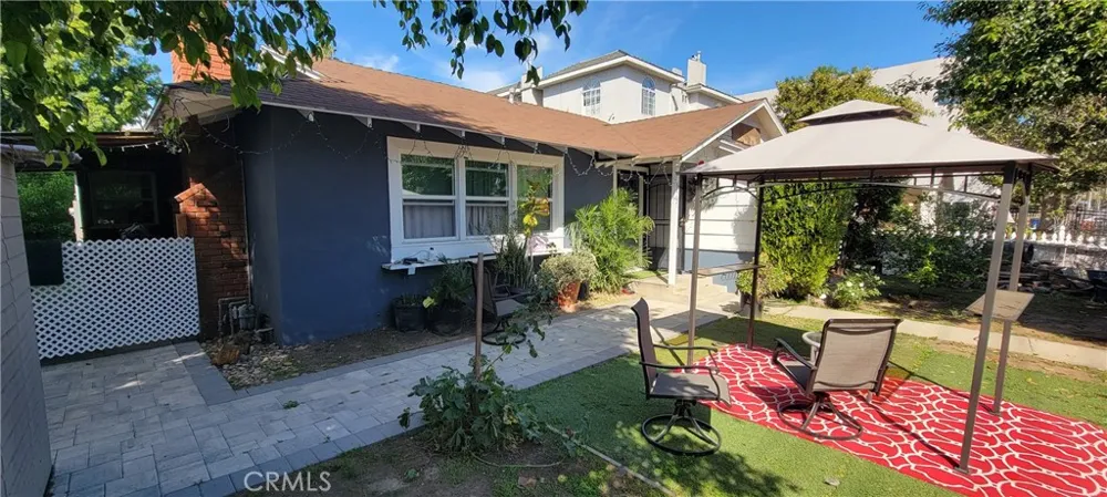 6467 Woodley Van Nuys, CA 91406