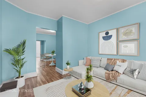 122 MALLORY AVE
