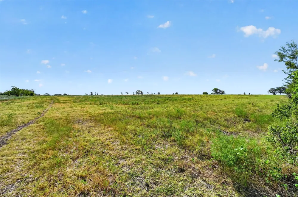 401 Dale Acres Road Italy, TX 76651