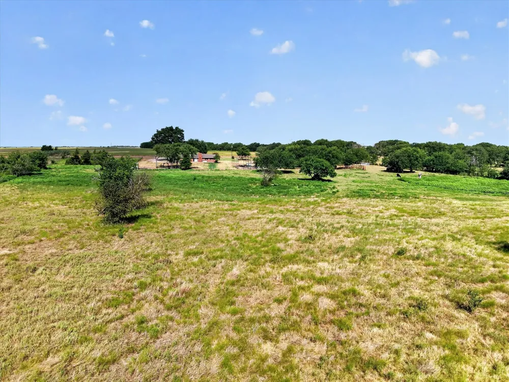 401 Dale Acres Road Italy, TX 76651