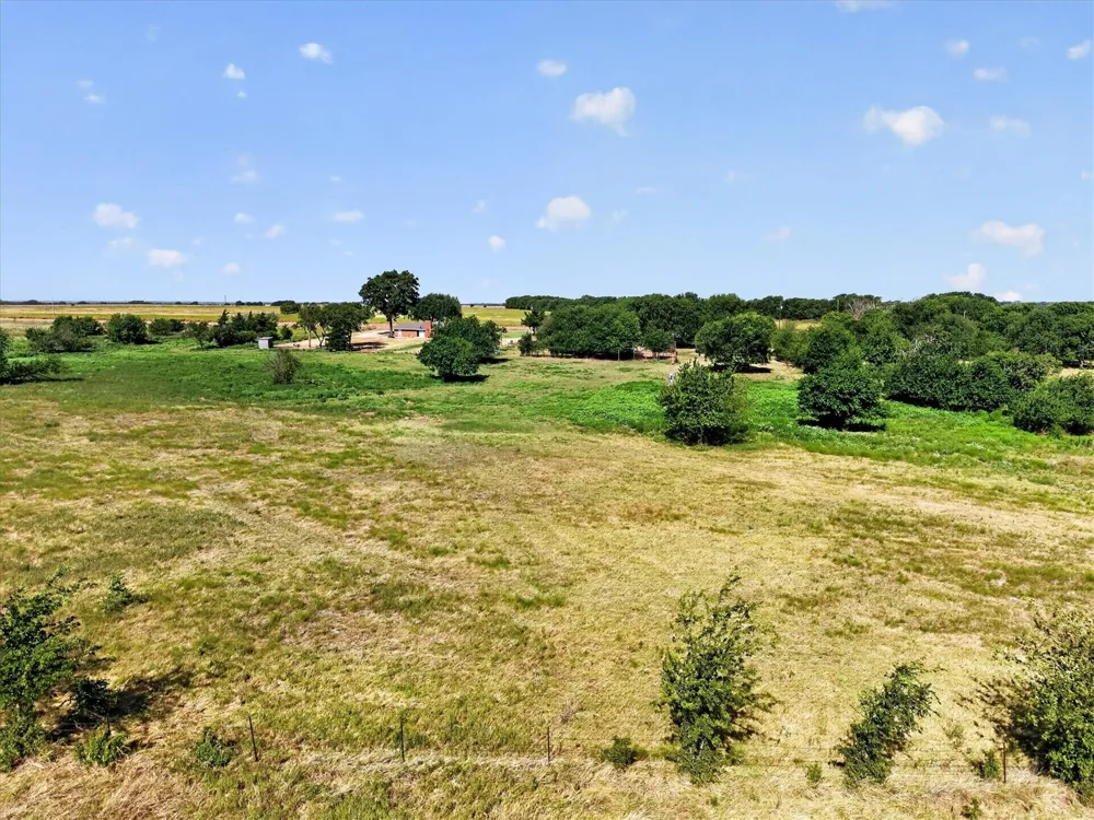 401 Dale Acres Road Italy, TX 76651