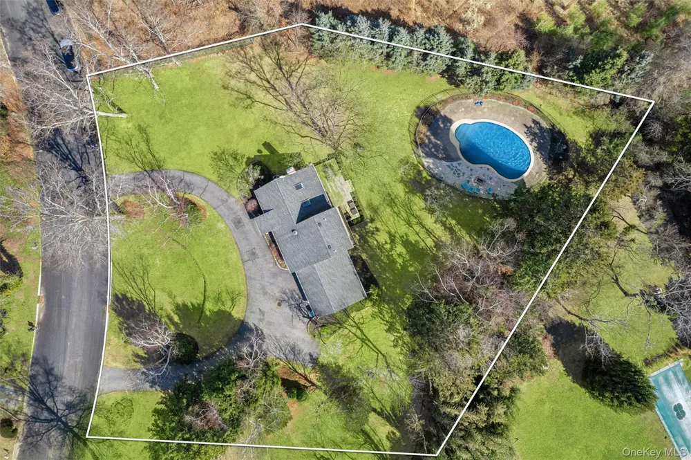 435 Old Saddle Lane Cutchogue, NY 11935