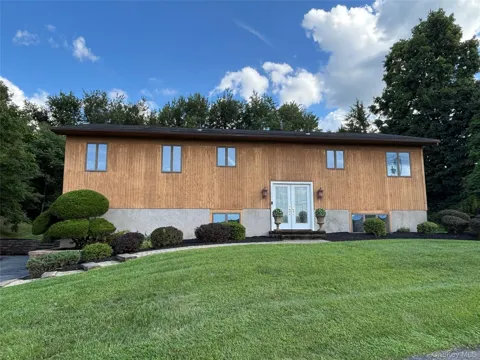 3561 Rte 94