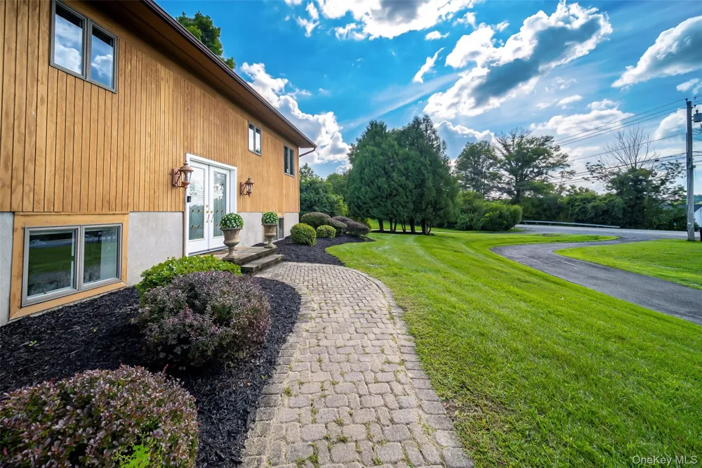 3561 Rte 94 Chester, NY 10918