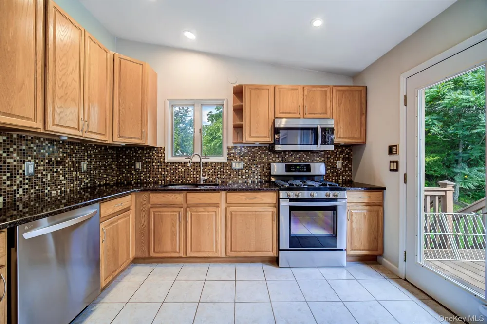 3561 Rte 94 Chester, NY 10918