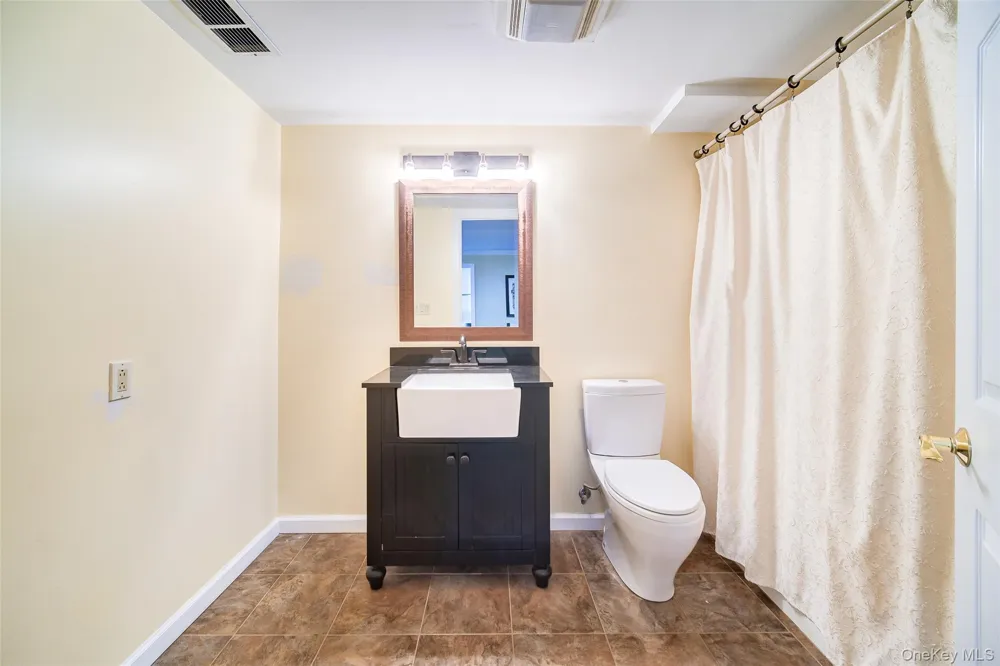 3561 Rte 94 Chester, NY 10918