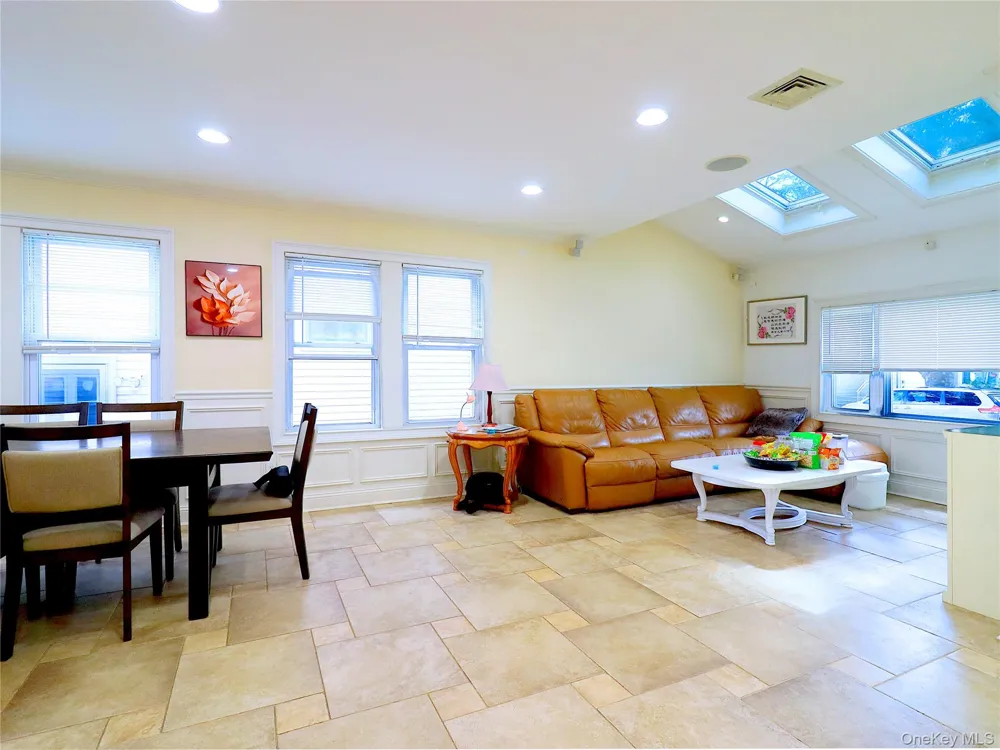 3415 208th Street Bayside, NY 11361