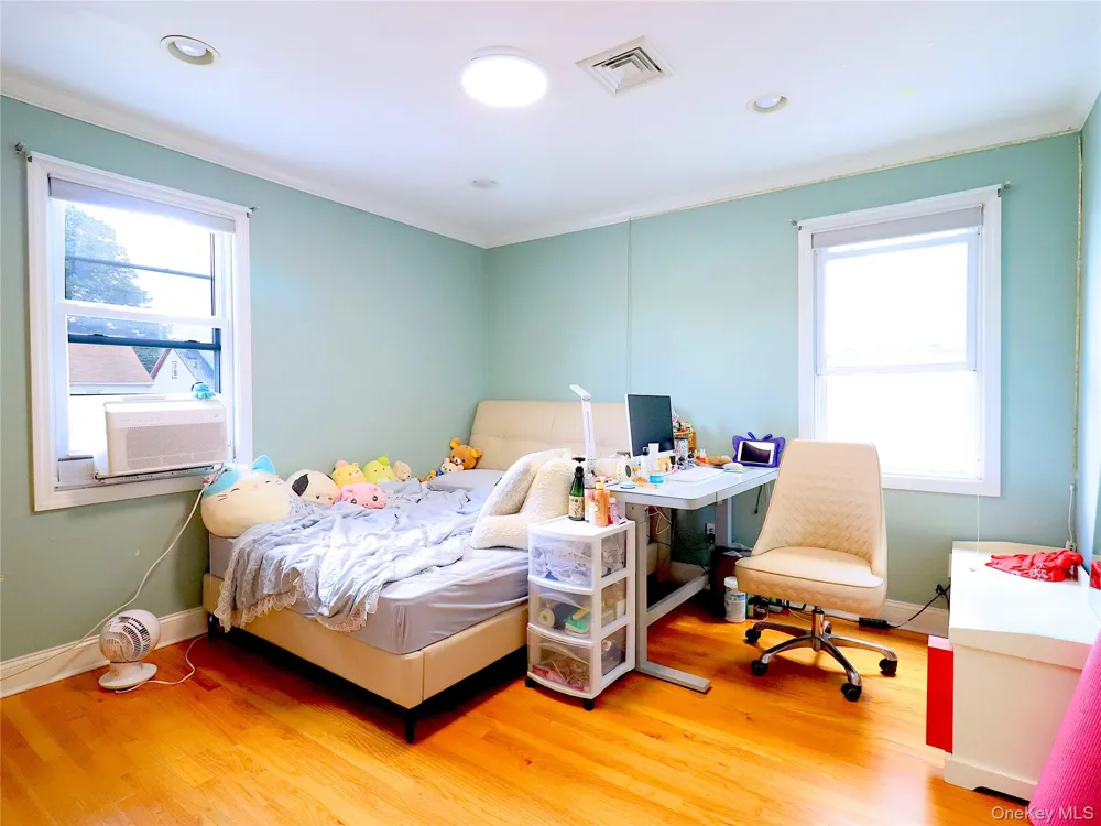 3415 208th Street Bayside, NY 11361