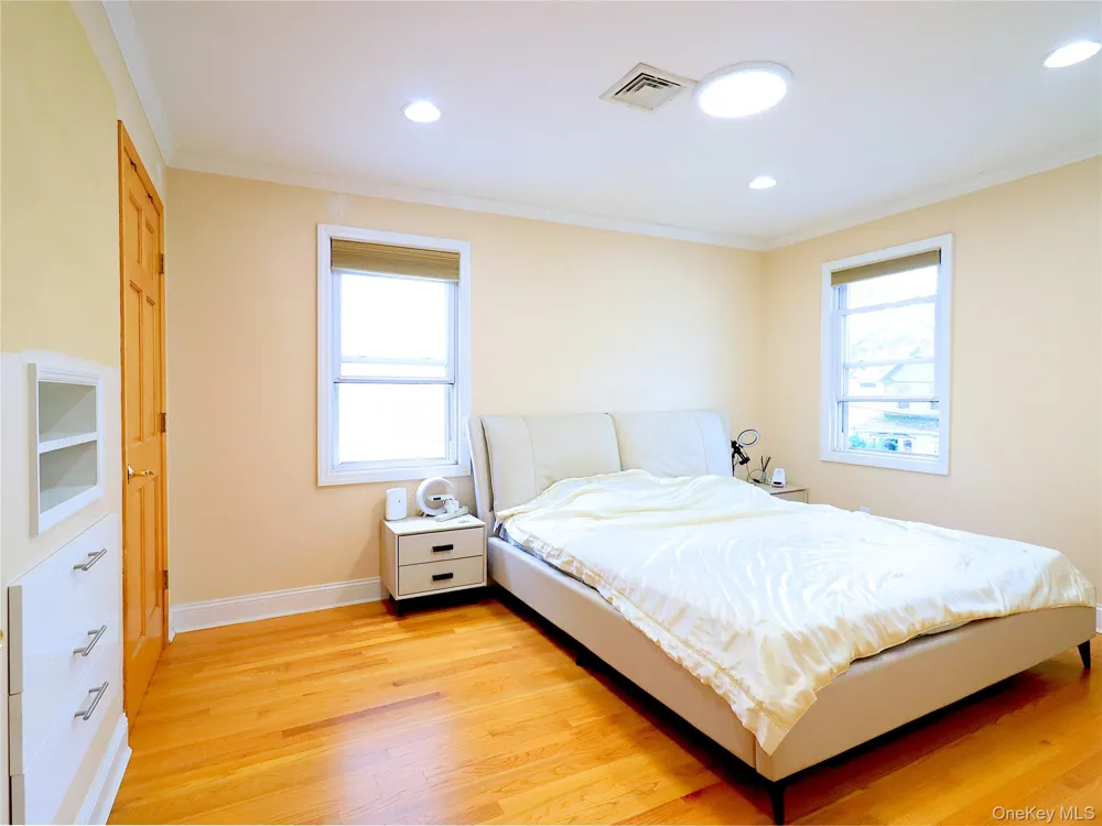 3415 208th Street Bayside, NY 11361