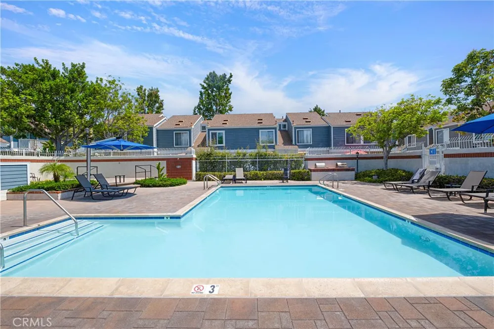 10 Birchwood Aliso Viejo, CA 92656