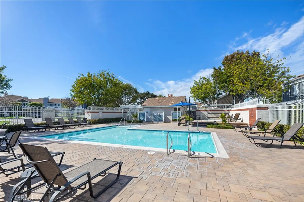 10 Birchwood Aliso Viejo, CA 92656