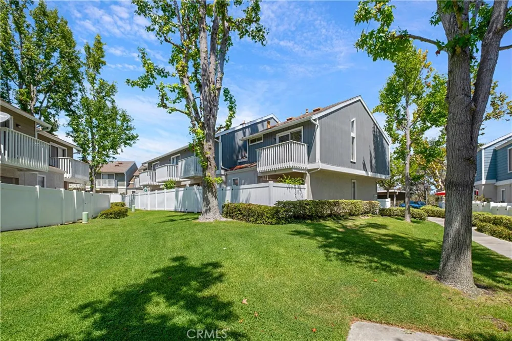10 Birchwood Aliso Viejo, CA 92656