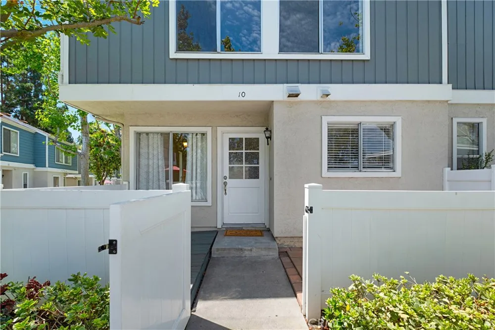 10 Birchwood Aliso Viejo, CA 92656