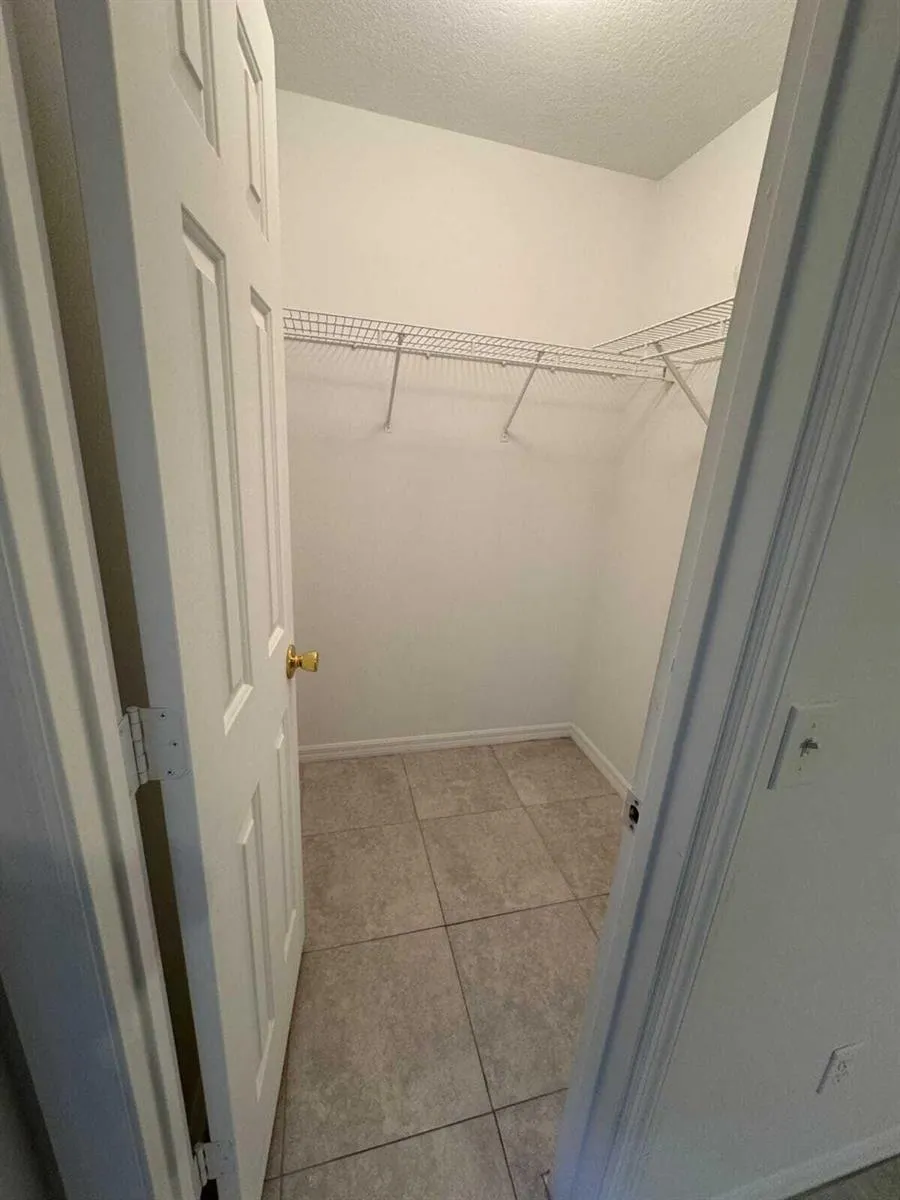 865 17TH LANE SW Vero Beach, FL 32962