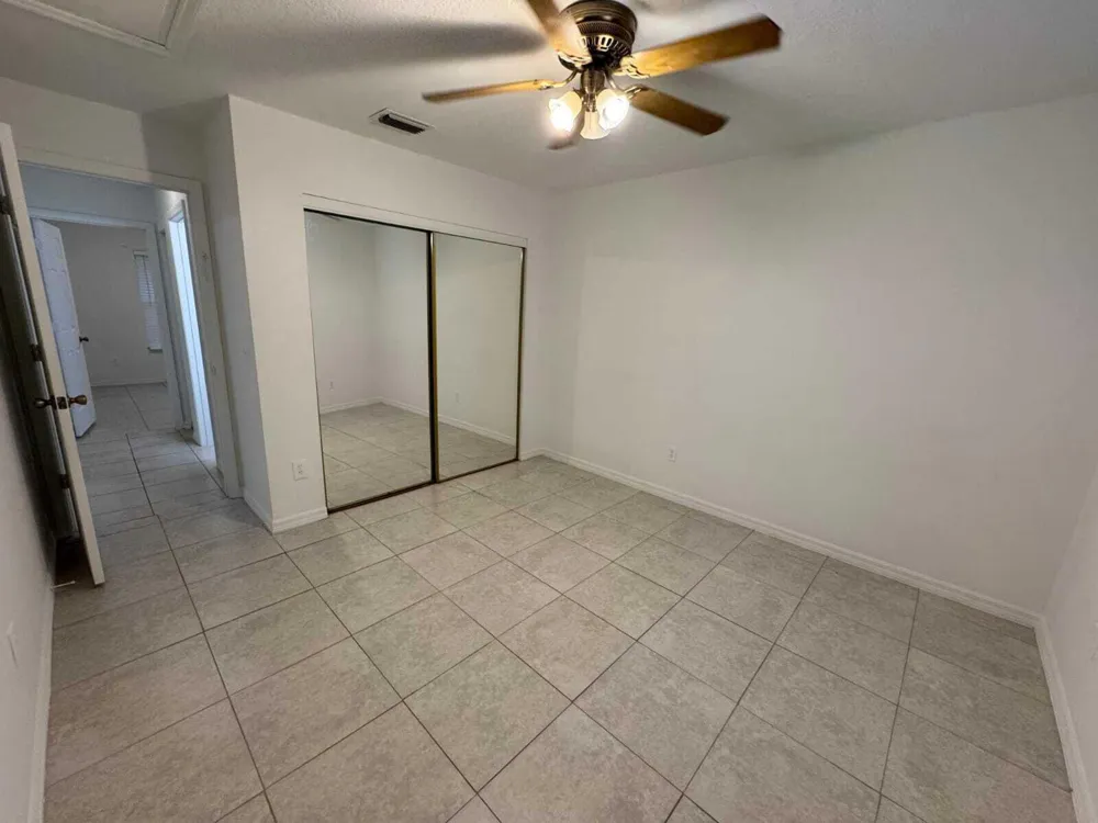 865 17TH LANE SW Vero Beach, FL 32962