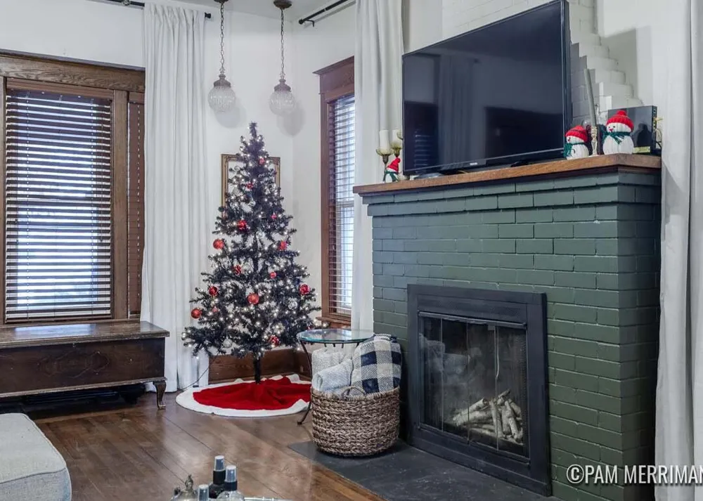 306 Valley Avenue NW Grand Rapids City, MI 49504