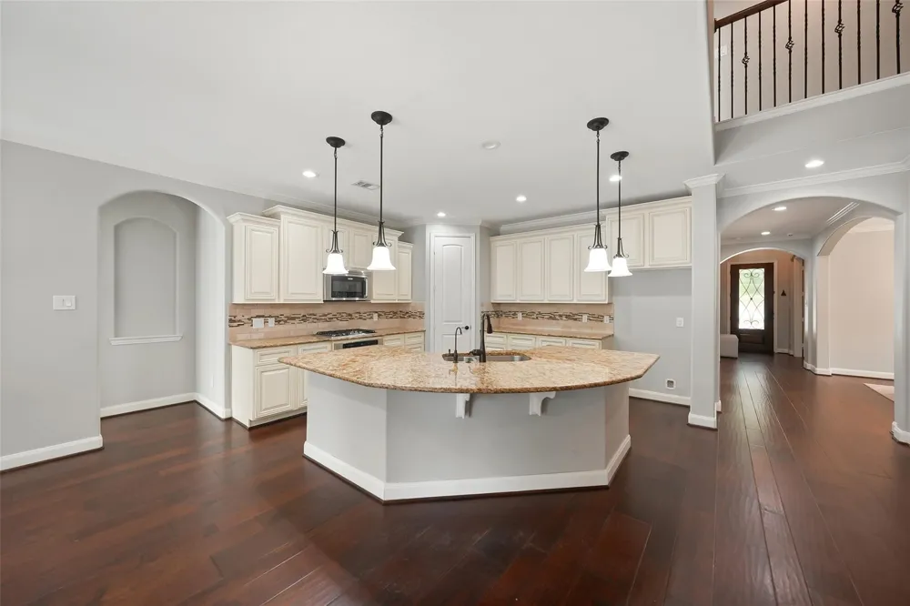 107 Jordans Place Montgomery, TX 77316