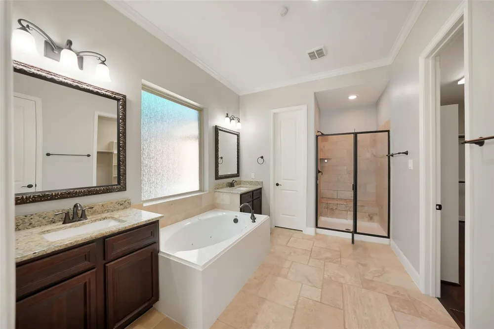 107 Jordans Place Montgomery, TX 77316