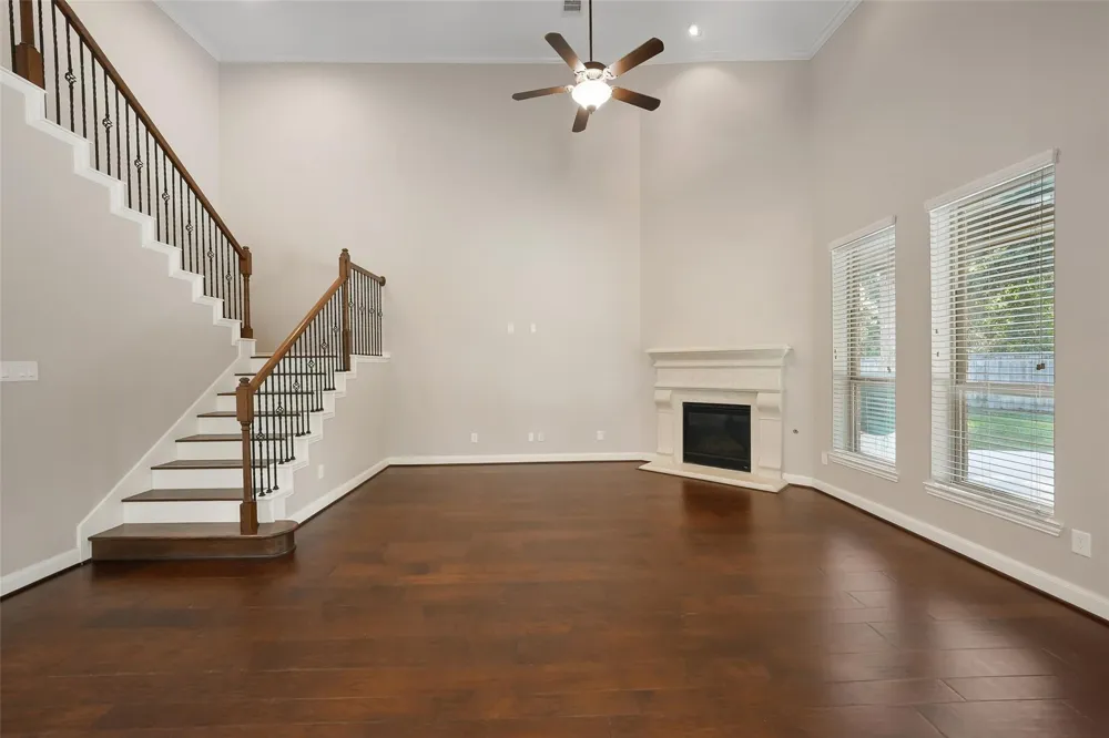 107 Jordans Place Montgomery, TX 77316