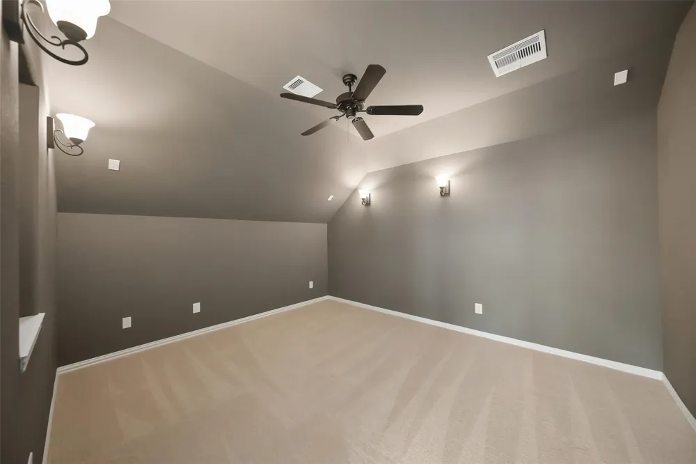 107 Jordans Place Montgomery, TX 77316