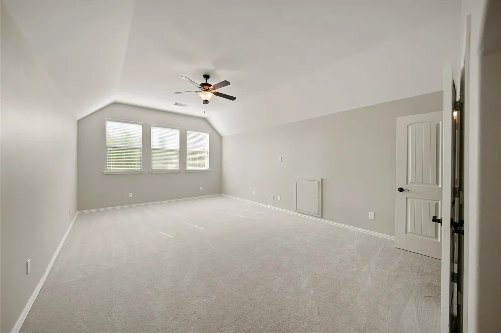 107 Jordans Place Montgomery, TX 77316