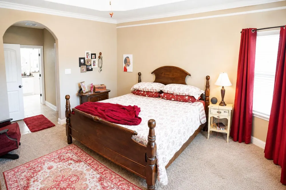 17 Red Oak Court Lake Jackson, TX 77566