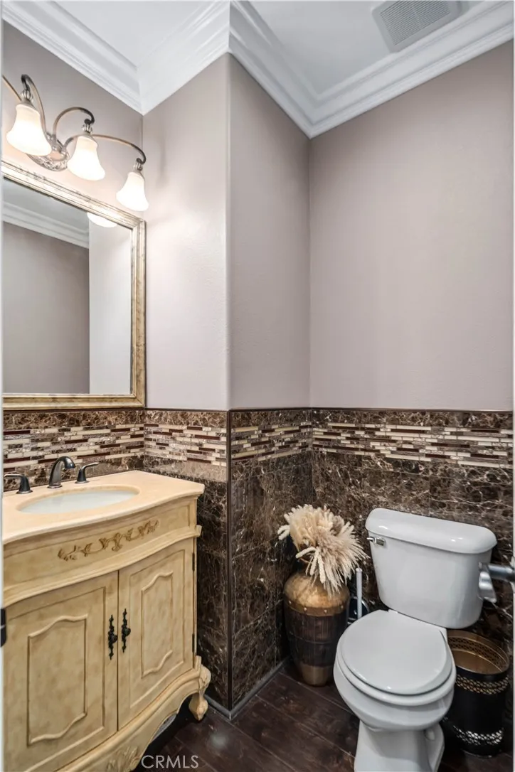 27648 Elk Ridge Castaic, CA 91384