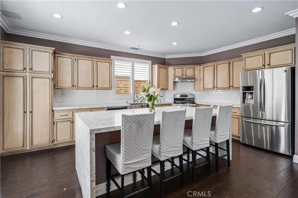 27648 Elk Ridge Castaic, CA 91384