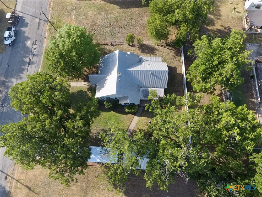 1108 Reilley Goldthwaite, TX 76844