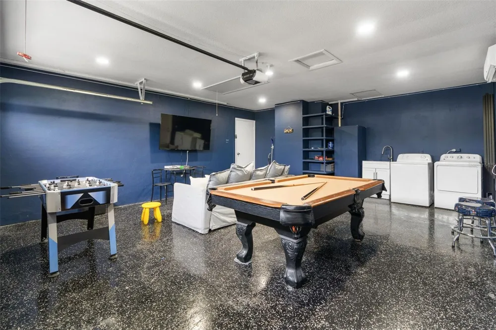 5809 IMPERIAL KEY Tampa, FL 33615