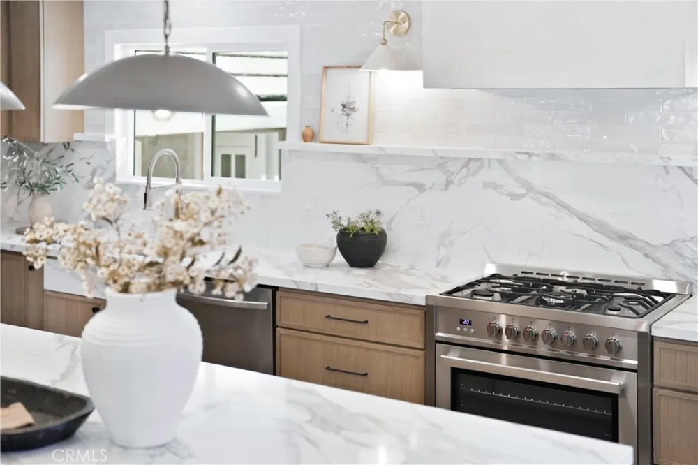 20302 Craimer Lane Huntington Beach, CA 92646