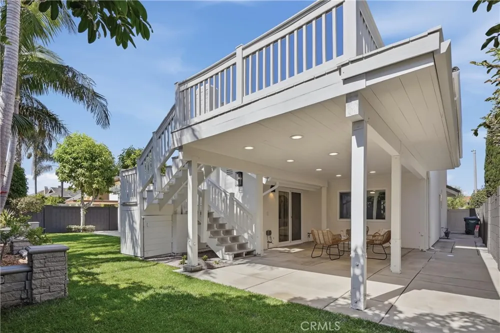 20302 Craimer Lane Huntington Beach, CA 92646