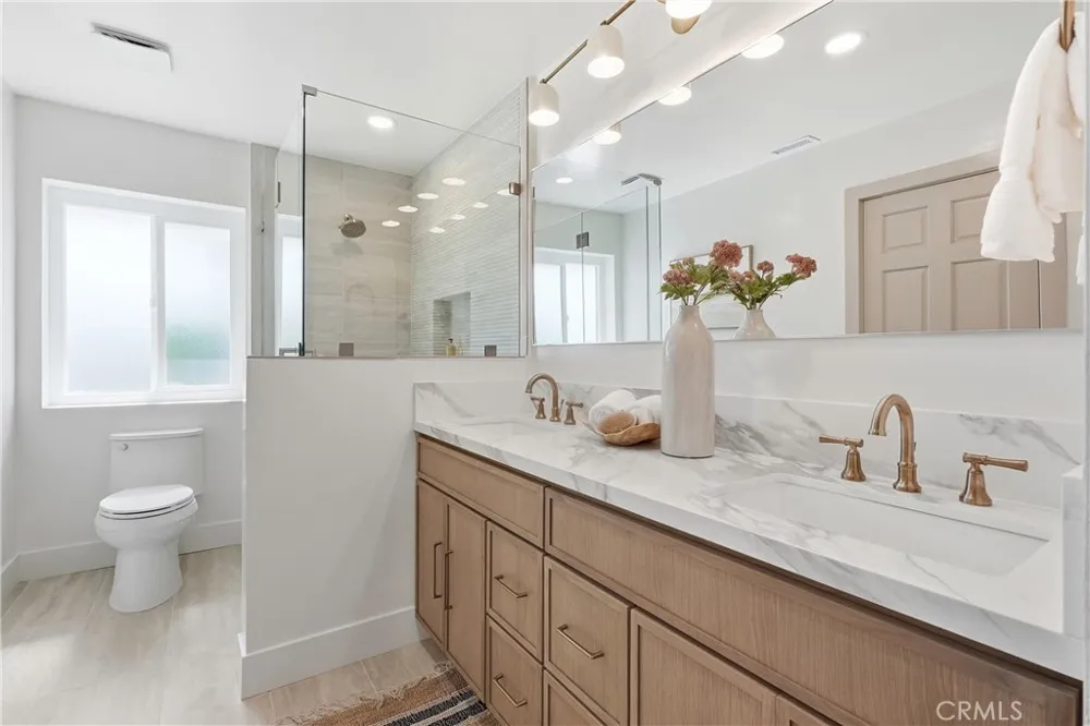 20302 Craimer Lane Huntington Beach, CA 92646