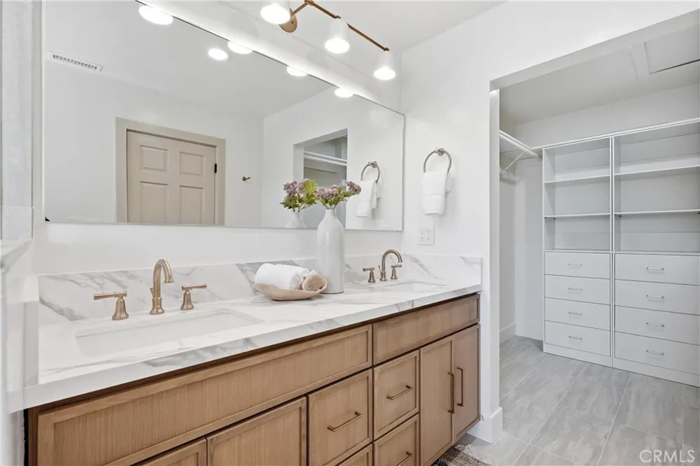 20302 Craimer Lane Huntington Beach, CA 92646
