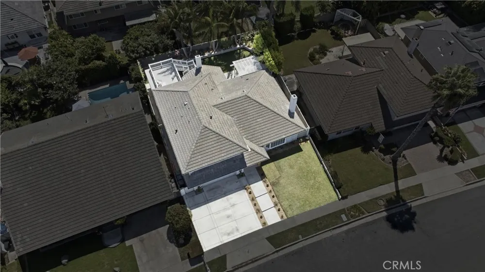 20302 Craimer Lane Huntington Beach, CA 92646