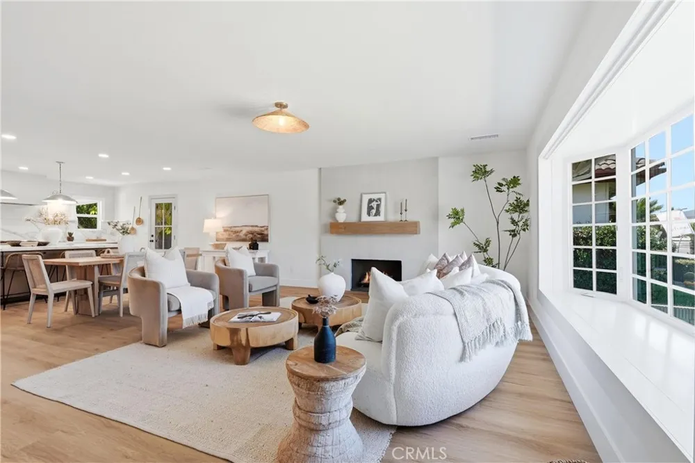 20302 Craimer Lane Huntington Beach, CA 92646